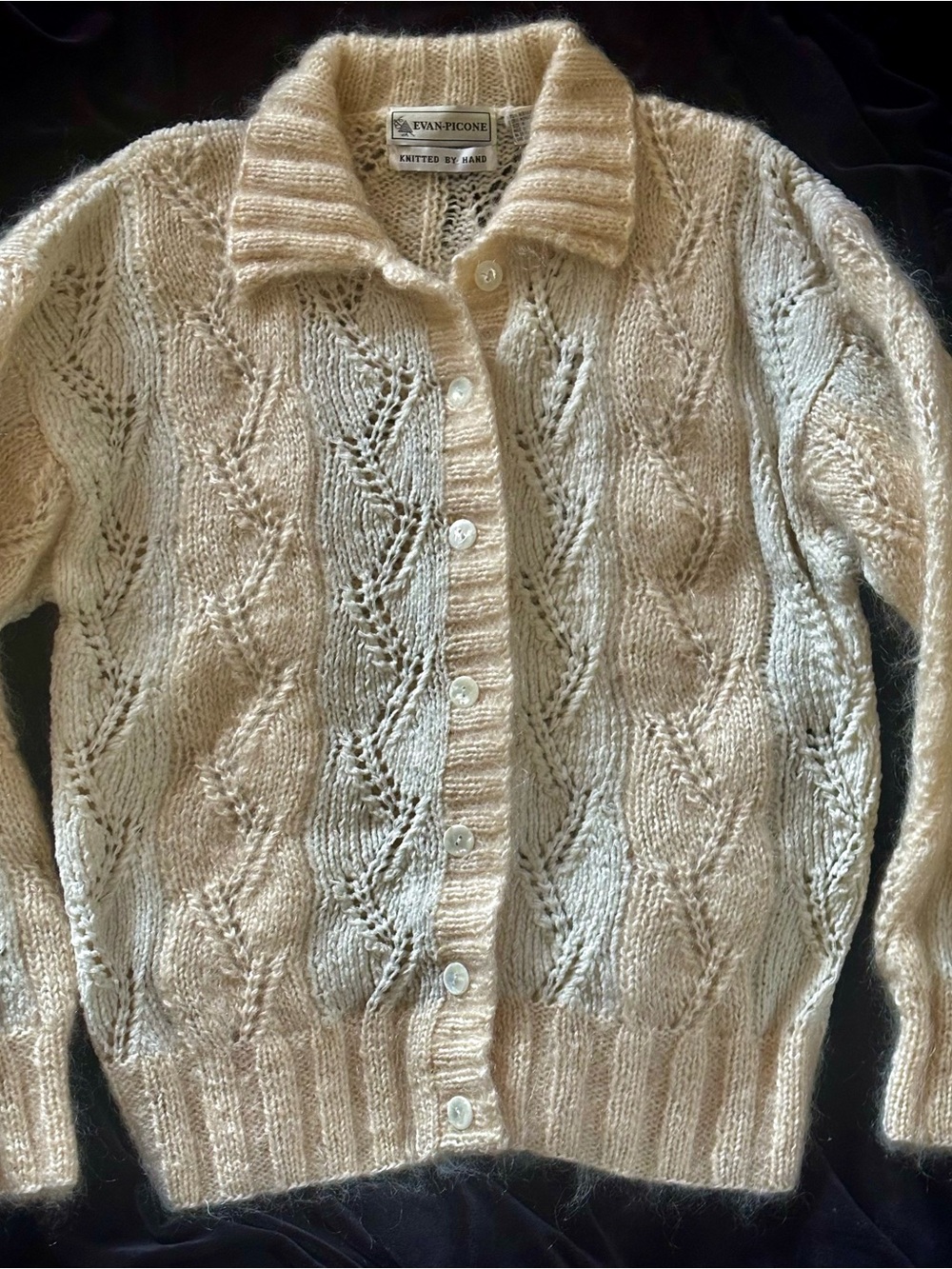 Evan Picone vintage Cream Oversized Button-Up Cardigan
M
$36